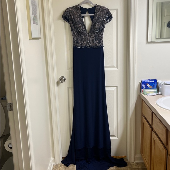 Sherri Hill Gown Size 6 - Picture 1 of 12